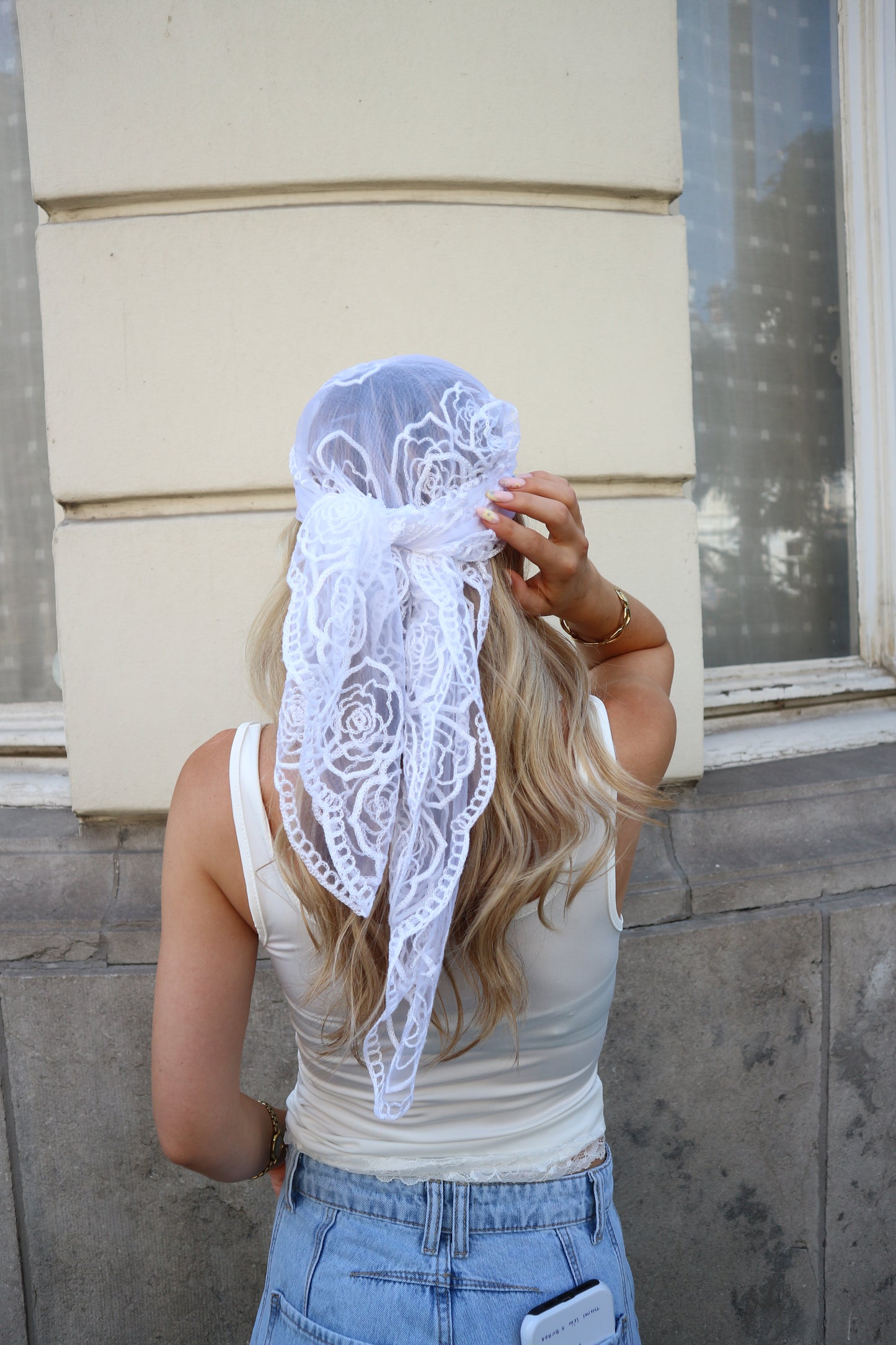 lace scarf