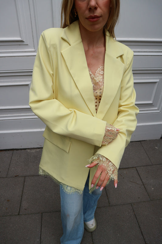 Gorgeous Blazer Yellow